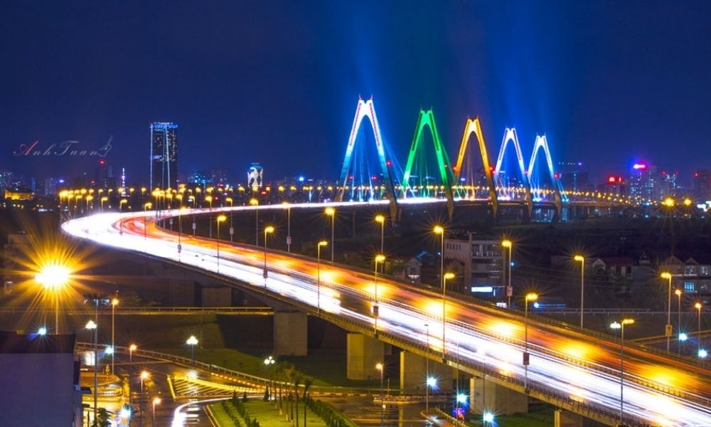 Cầu Nhật Tân